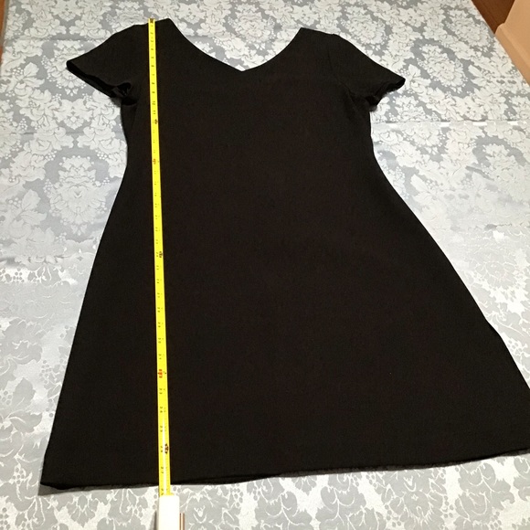Preview Collection Black A Line Short Sleeve Dress - Picture 4 of 9